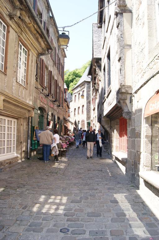 Au Fil De L'eau - Les Remparts Dinan